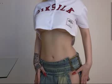 girl welcome2pleasureland image #5413970