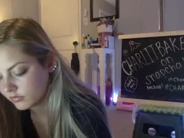 girl charlitbaker image #591417