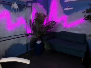 girl trisha_mayne image #1198994