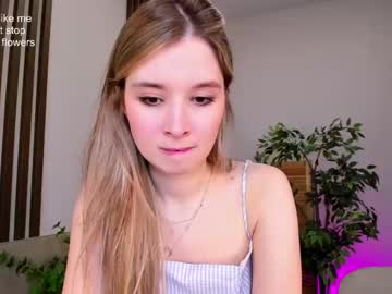 girl milablush image #3572533