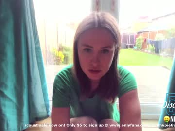 girl eatmypie69 image #673988