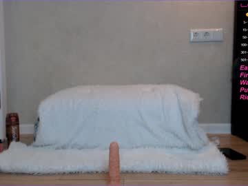 girl loonyko image #757914