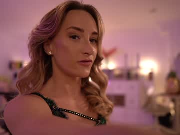 girl hannahjames710 image #4601473