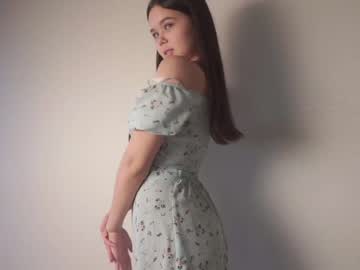 girl helenmoors image #3923576