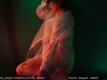 girl _exhale image #2011383