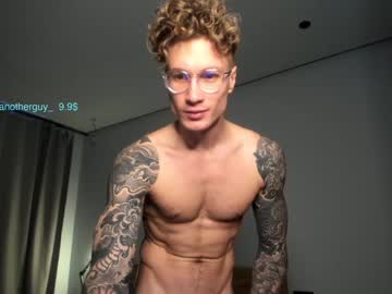 man anotherguyonyourscreen image #1011565