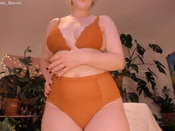 girl jane_flowers image #2757001