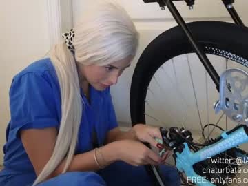 girl catberg image #5327110