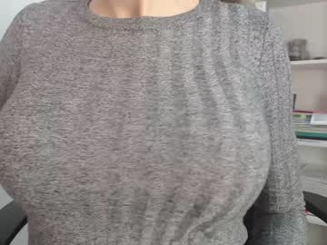 girl eat_mee_out image #1874413