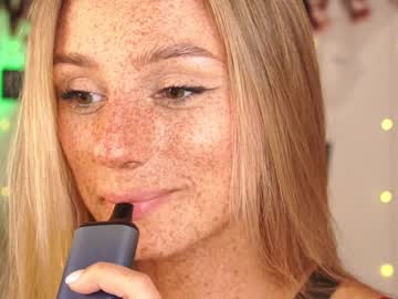 girl artease image #5555014