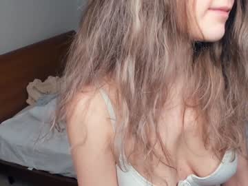 girl lorahartill image #6266639