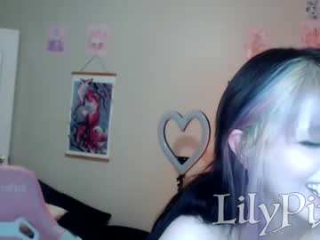 girl lilypixel image #3390109