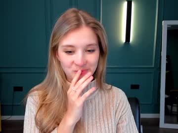 girl milablush image #3903570