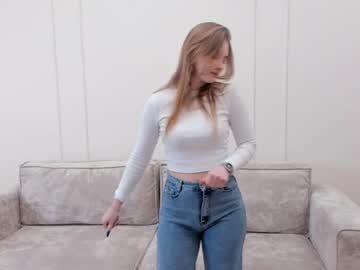 girl hi_hru_bb image #6418491