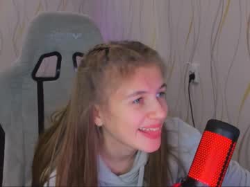 girl kylie_mine image #2973432