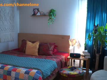 couple channel_1_tv image #2878179