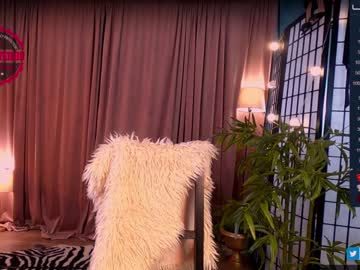 girl monkeylina image #2978141