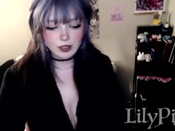 girl lilypixel image #2859289