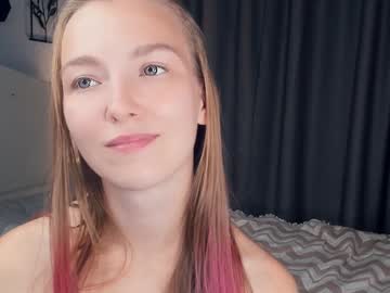 fluttery_talk sex webcam