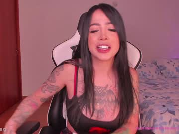 girl dinaoneg image #1985535