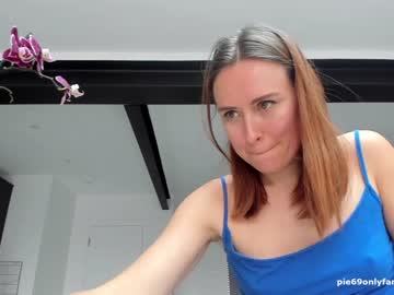 girl eatmypie69 image #3959416
