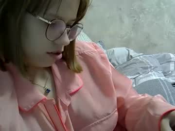 girl the_partisan image #6733488