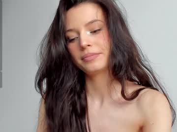 girl _isiah image #6561634