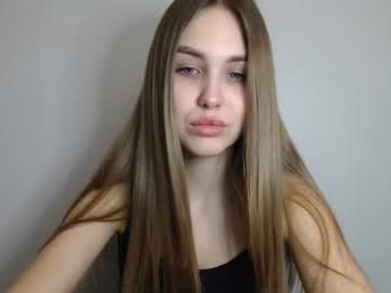 little_pretty_girl sex webcam