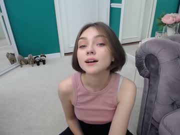 girl adelewilson__ image #385729