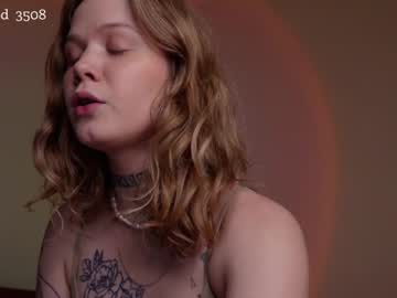 girl tendertainted image #2104003