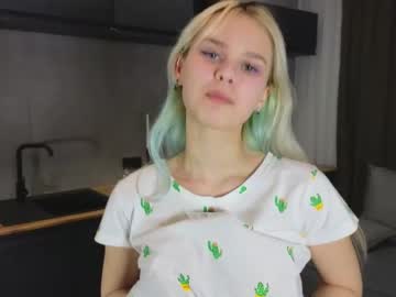 girl oraflood image #6883934