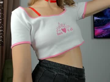 girl carolynsveronica image #5052348