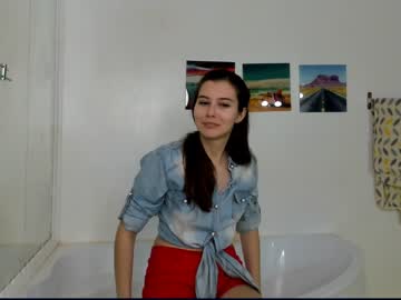 girl carolineprise image #752754