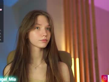 girl angels_kiss image #5326649