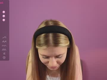 girl alisia_spinnet image #6058775