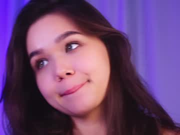 girl helenmoors image #5533953