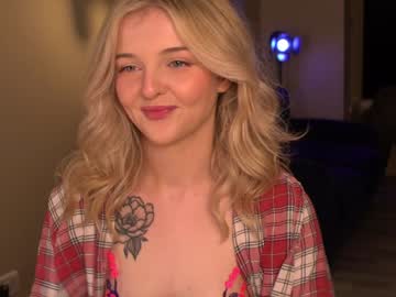 girl lucydelovely image #6474891
