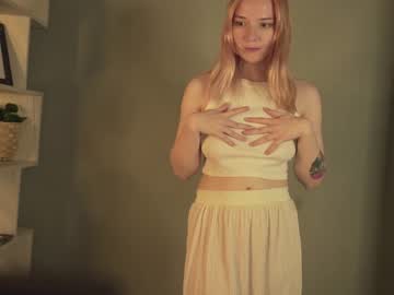 girl anna_breach image #4738060