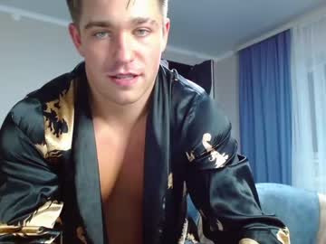 man mayscarlet image #2863099