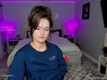 girl kayribbons image #966092