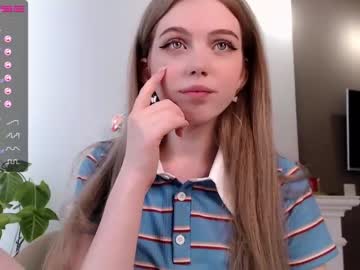 girl small_blondee image #1808745