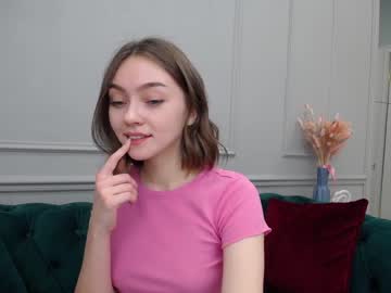 girl adelewilson__ image #270316