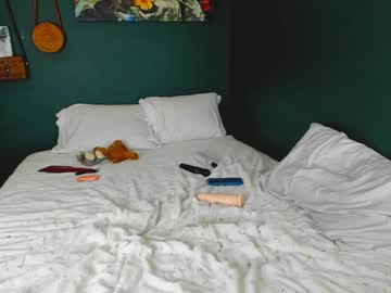 girl innocentprovenguilty image #4041459