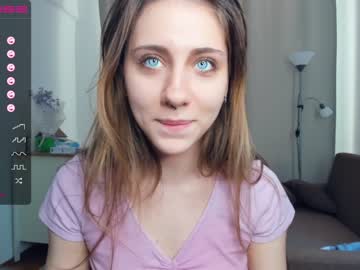 girl il0_vee image #4202035