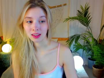 girl milablush image #5664800
