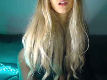 girl pervyblonde image #940433