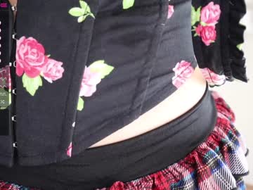 girl welcome2pleasureland image #2369154