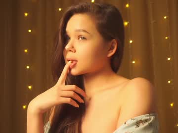 girl helenmoors image #4202730