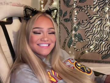 girl ari_02 image #5208705