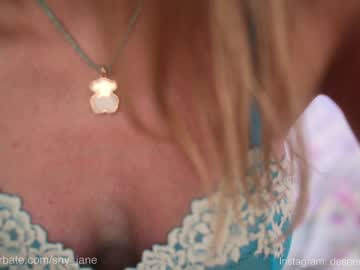 girl shy_jane image #4902475
